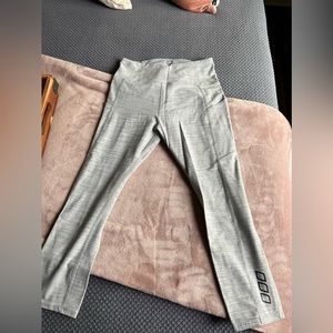 Lorna Jane light weight leggings size small